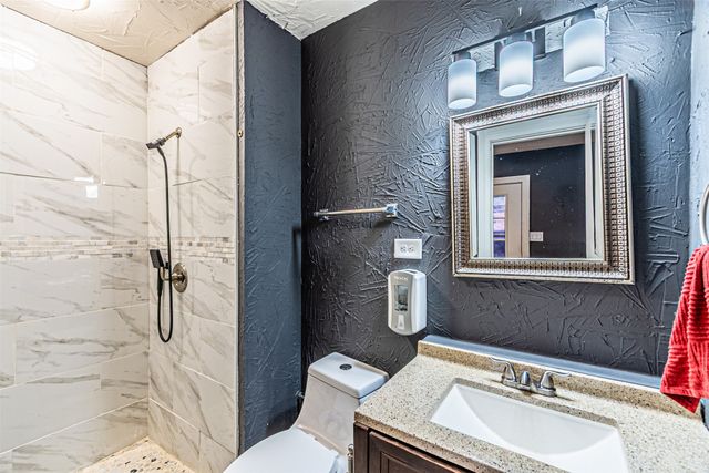 11206 Tascosa Street, Dallas, TX 75228