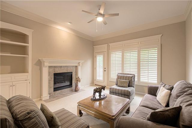 7226 W 144th Terrace, Overland Park, KS 66223