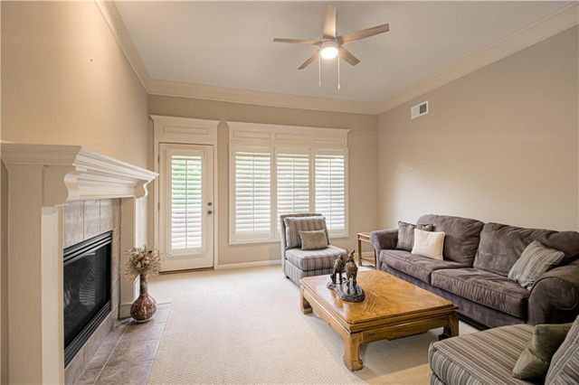 7226 W 144th Terrace, Overland Park, KS 66223