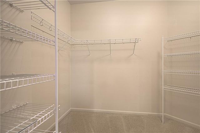 7226 W 144th Terrace, Overland Park, KS 66223