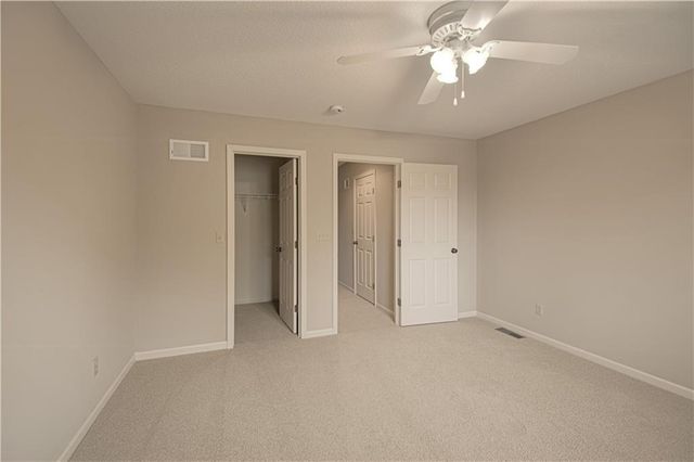 7226 W 144th Terrace, Overland Park, KS 66223