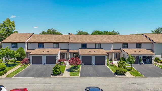100 Daly Boulevard 1306, Oceanside, NY 11572