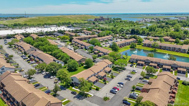 100 Daly Boulevard 1306, Oceanside, NY 11572