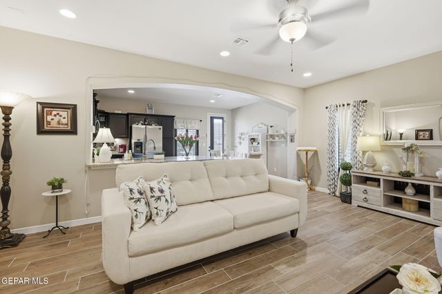 13578 HARBOTTLE Street, El Paso, TX 79928