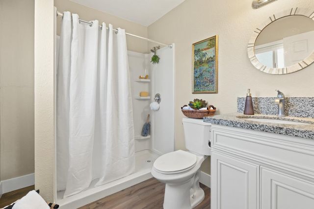 81 Hollis Ln, Gridley, CA 95948