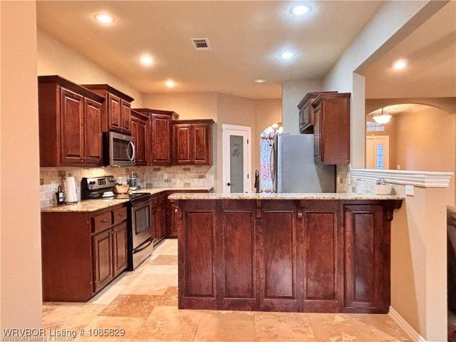 8916 Southridge Drive, Fort Smith, AR 72908