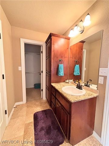 8916 Southridge Drive, Fort Smith, AR 72908