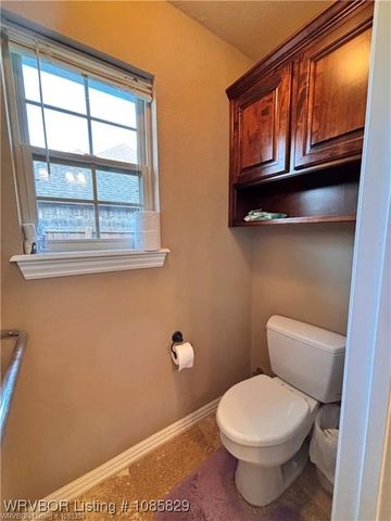 8916 Southridge Drive, Fort Smith, AR 72908