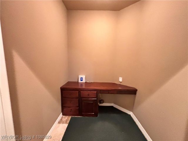 8916 Southridge Drive, Fort Smith, AR 72908