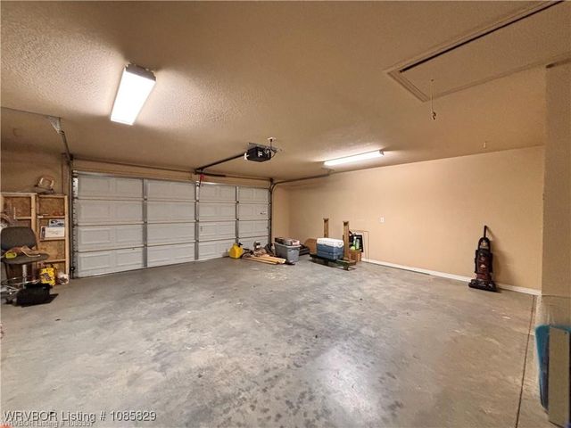 8916 Southridge Drive, Fort Smith, AR 72908