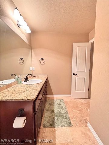 8916 Southridge Drive, Fort Smith, AR 72908