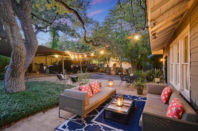 1402 Windsor RD, Austin, TX 78703