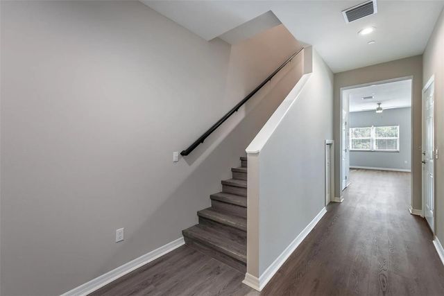 2058 SILVERSTONE CIRCLE, Clearwater, FL 33760