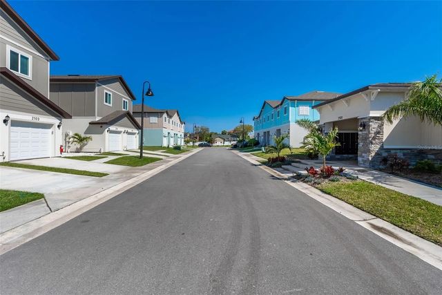 2058 SILVERSTONE CIRCLE, Clearwater, FL 33760