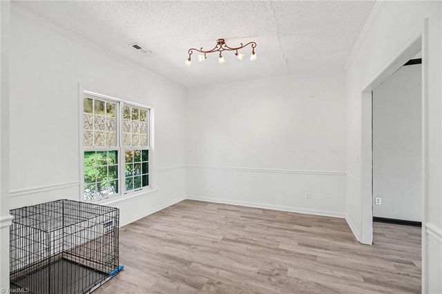 1532 Ballard Court, Kernersville, NC 27284