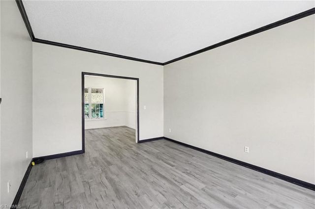 1532 Ballard Court, Kernersville, NC 27284