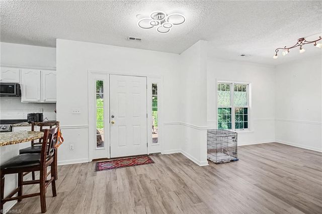 1532 Ballard Court, Kernersville, NC 27284