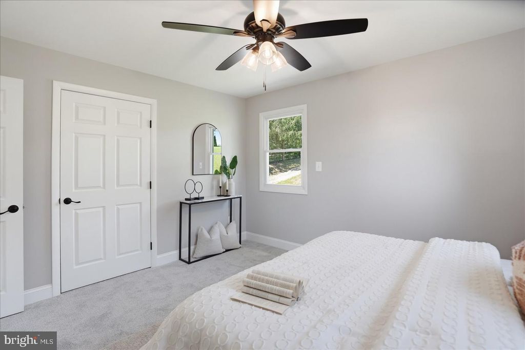 Image 19 of property listing at 2949 WHITEFORD RD, Whiteford, MD 21160
