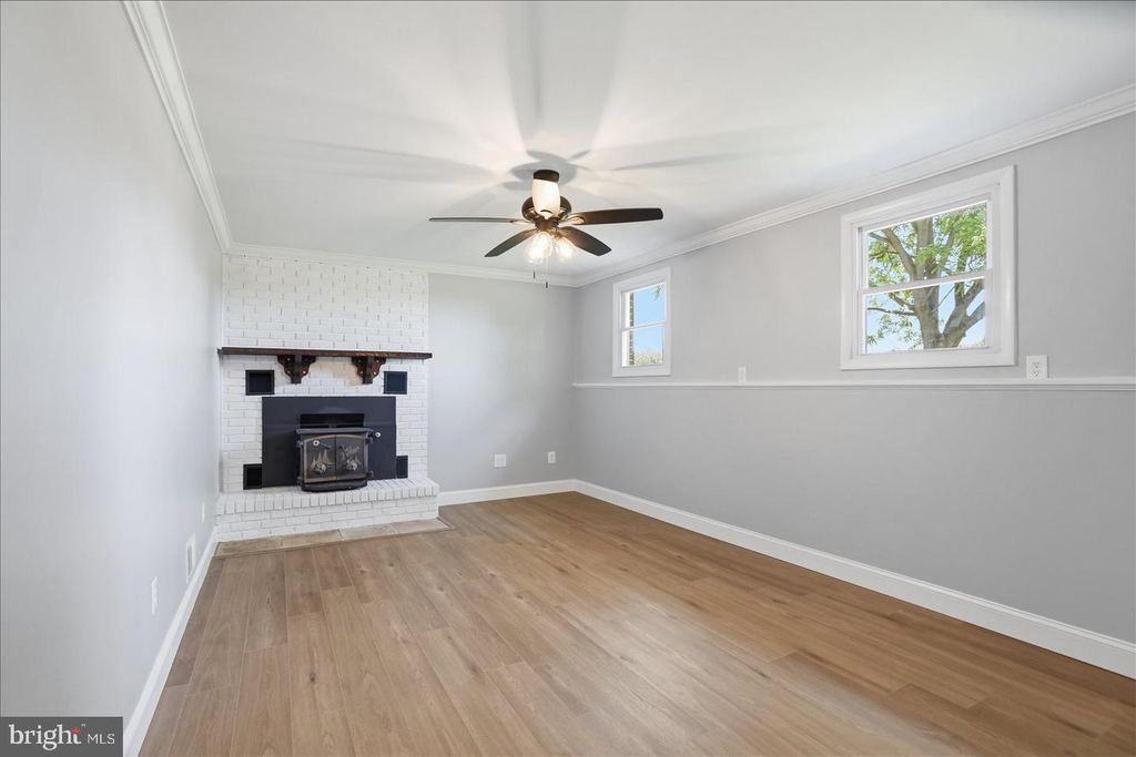 Image 20 of property listing at 2949 WHITEFORD RD, Whiteford, MD 21160