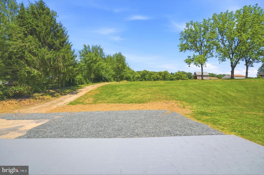 Image 26 of property listing at 2949 WHITEFORD RD, Whiteford, MD 21160