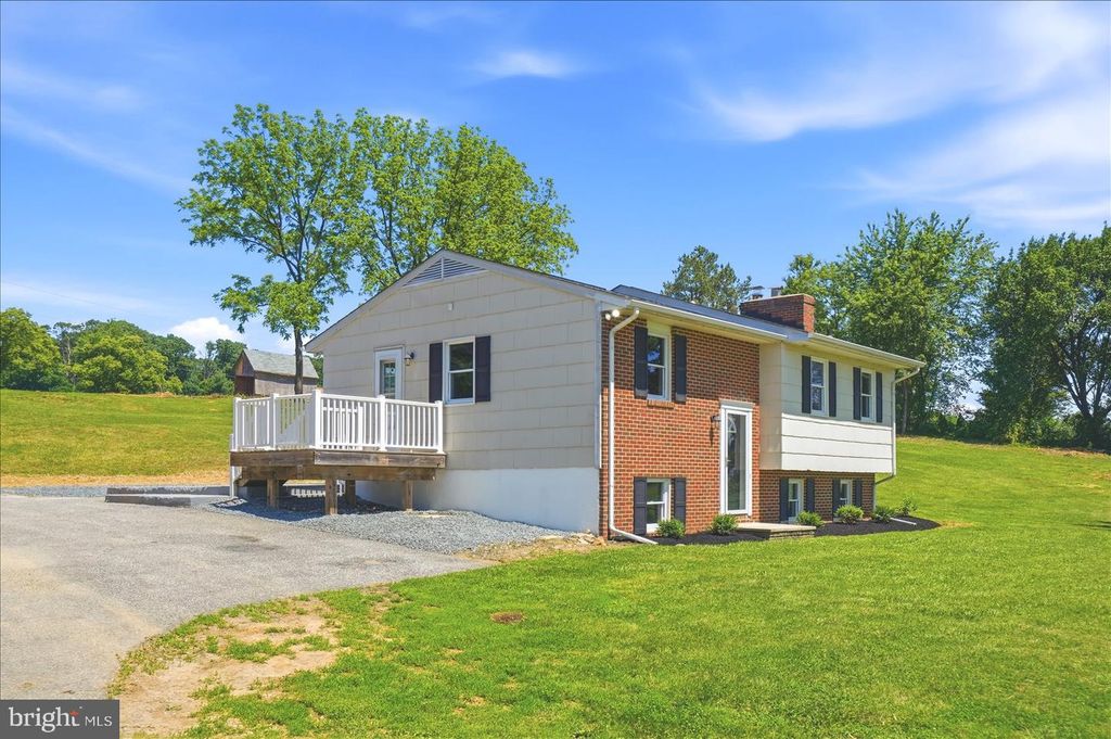 Image 30 of property listing at 2949 WHITEFORD RD, Whiteford, MD 21160