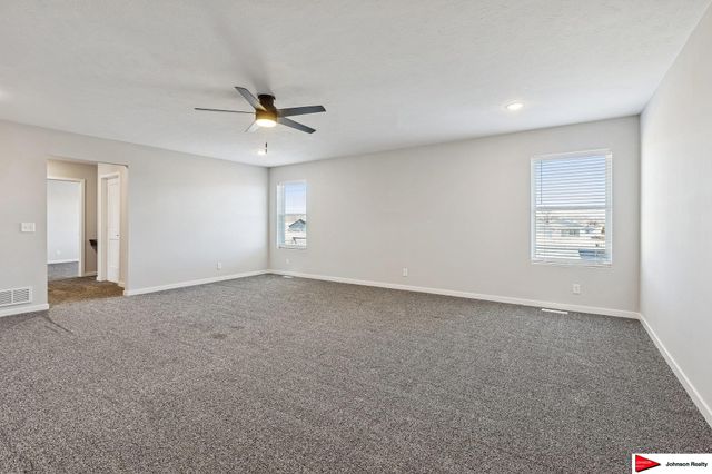 1201 S Lakewood Street, Valley, NE 68064