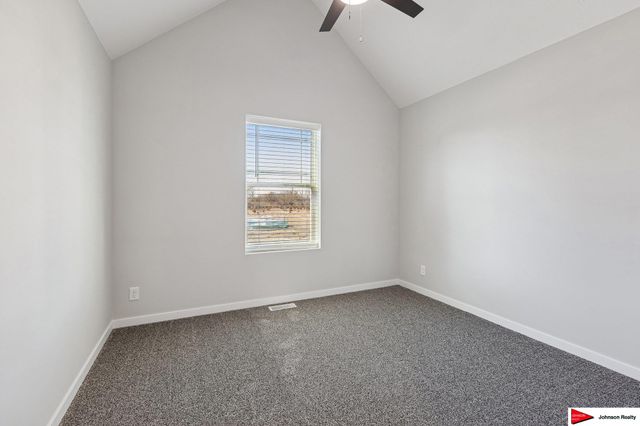 1201 S Lakewood Street, Valley, NE 68064