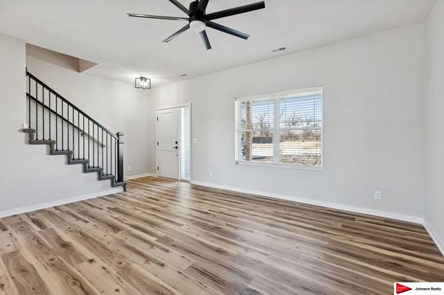 1201 S Lakewood Street, Valley, NE 68064