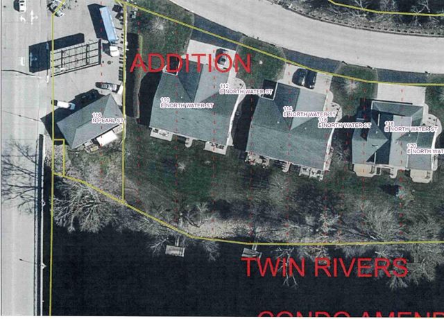 114 E NORTH WATER STREET, New London, WI 54961