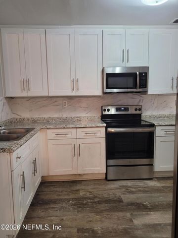 1915 W 10TH Street W, Jacksonville, FL 32209