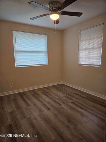 1915 W 10TH Street W, Jacksonville, FL 32209