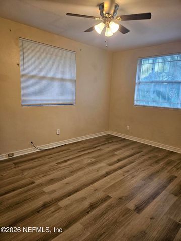1915 W 10TH Street W, Jacksonville, FL 32209