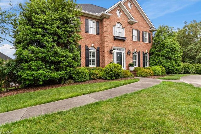 8365 Lismore Street, Clemmons, NC 27012