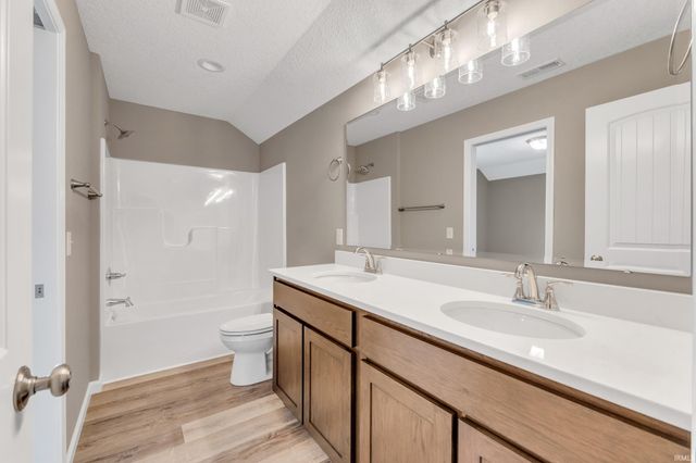 10299 Tirian Place, Fort Wayne, IN 46835