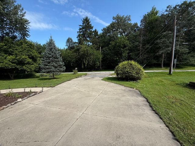 1130 Lincoln Avenue, Lowell, IN 46356