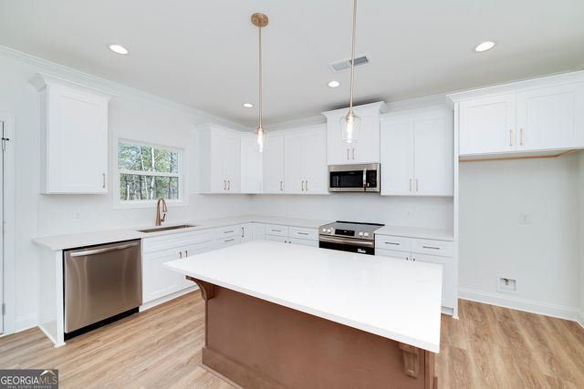 355 Brookwood Drive W, Dawsonville, GA 30534