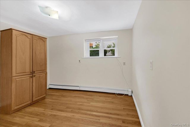 238 Van Cortlandt Park Avenue, Yonkers, NY 10705