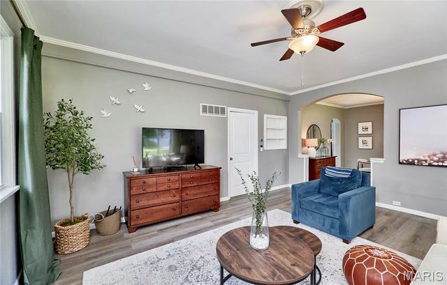2601 Bremerton Road, Rock Hill, MO 63144