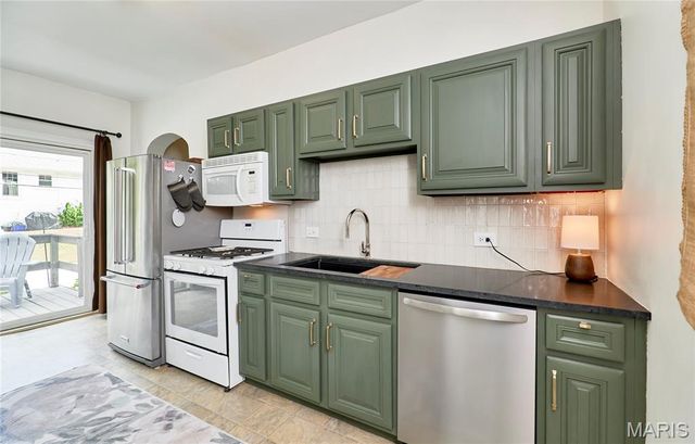 2601 Bremerton Road, Rock Hill, MO 63144