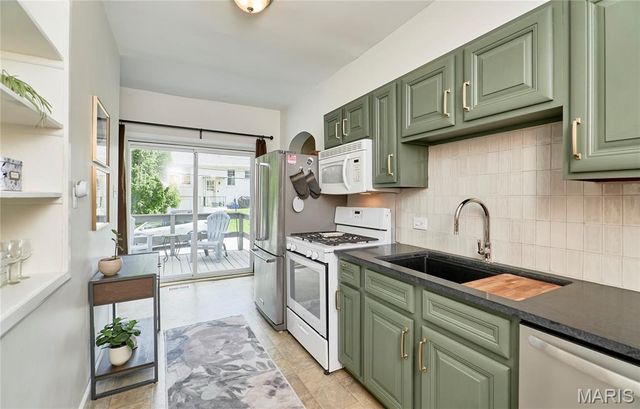 2601 Bremerton Road, Rock Hill, MO 63144
