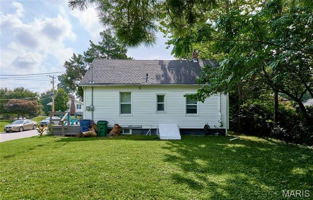 2601 Bremerton Road, Rock Hill, MO 63144