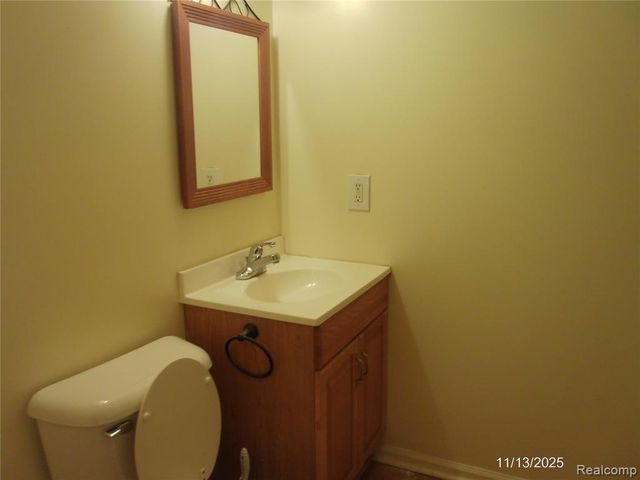 17048 Lowell Street, Roseville, MI 48066