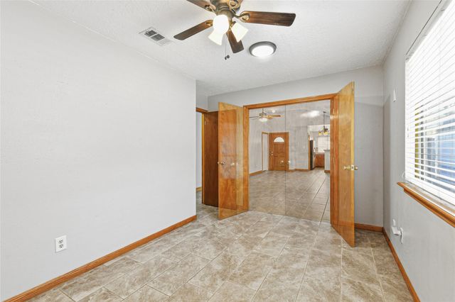 9126 Autumn Harvest Drive, Houston, TX 77064