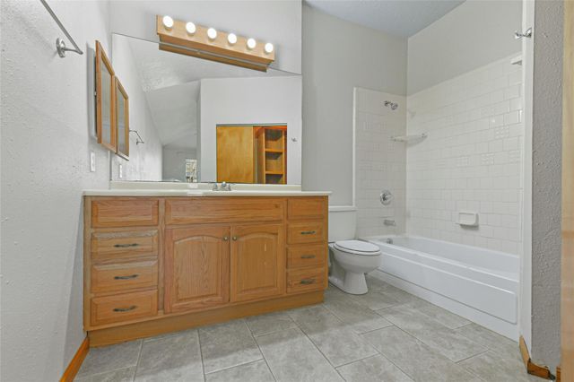 9126 Autumn Harvest Drive, Houston, TX 77064