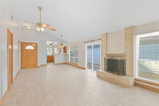 9126 Autumn Harvest Drive, Houston, TX 77064