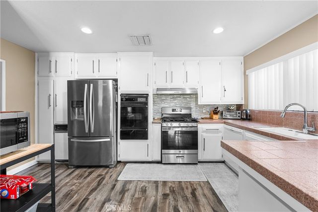 45228 Lorimer, Lancaster, CA 93534