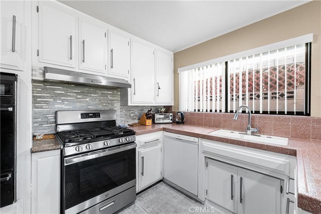 45228 Lorimer, Lancaster, CA 93534