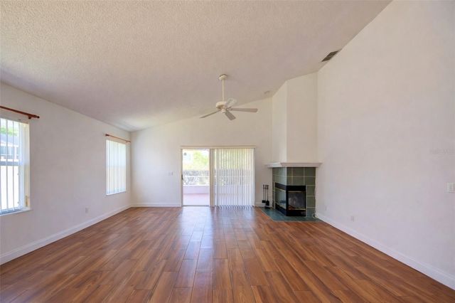 635 ROCHESTER LOOP, Davenport, FL 33897