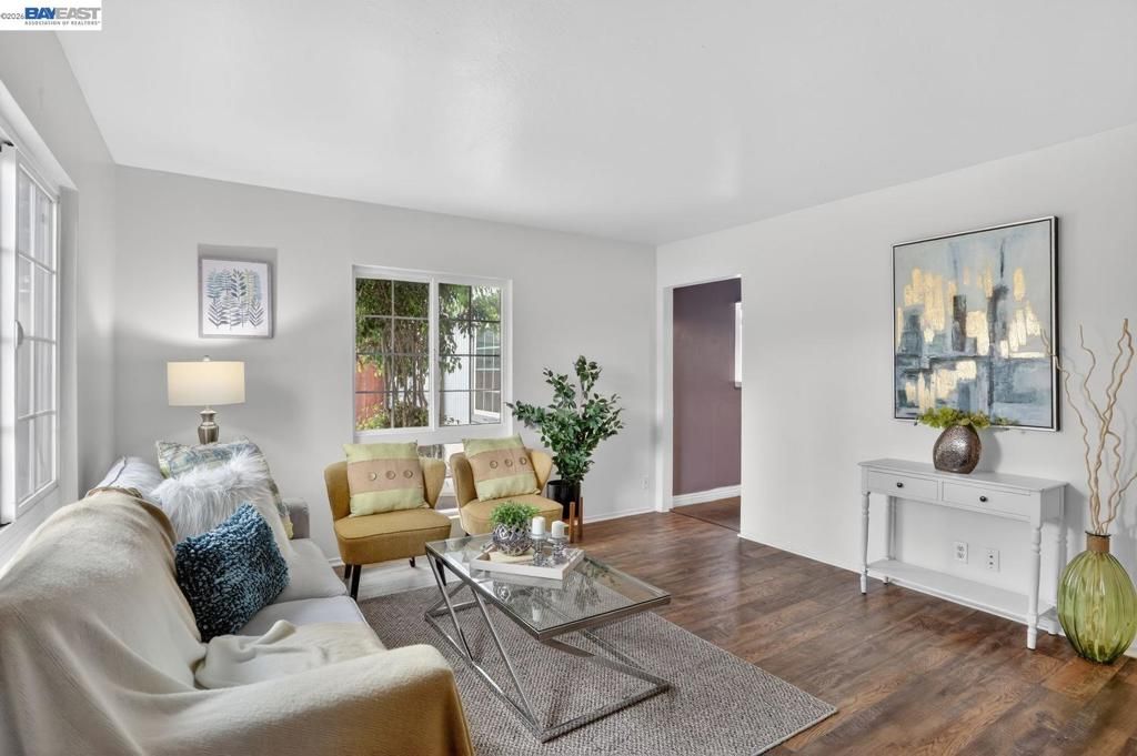 Image 29 of property listing at 2541 Marina Blvd, San Leandro, CA 94577