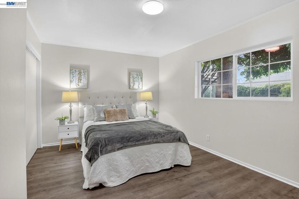 Image 32 of property listing at 2541 Marina Blvd, San Leandro, CA 94577